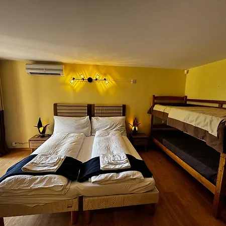 Hébergement de vacances Pioppa For 4 *